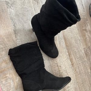 Aerosoles short heeled boots